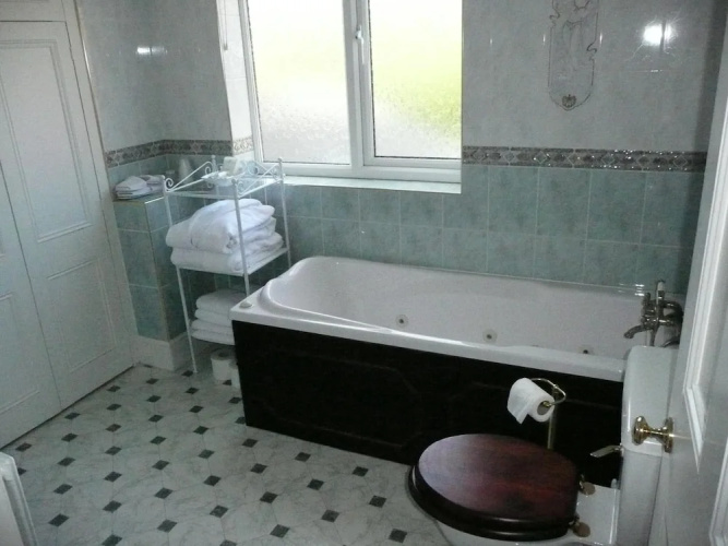 Manor View Guest House