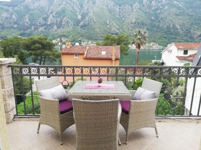 Apartment with sea view