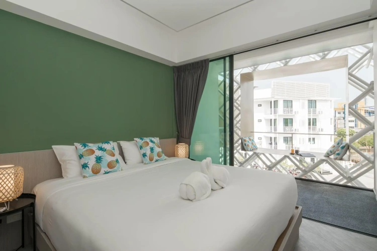 Grand room