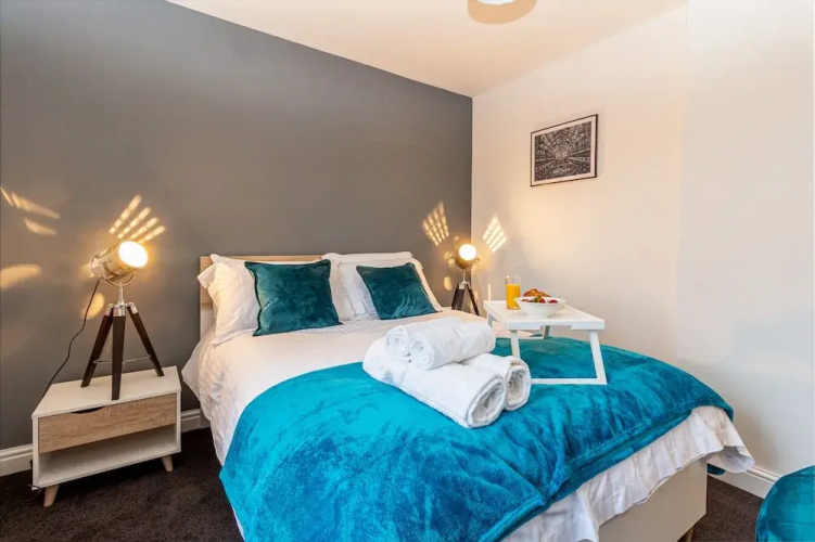 Worcester City Centre 1 Bed Apartment
