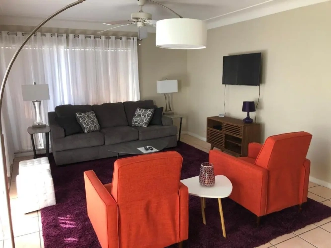 1 Bedroom Apartment