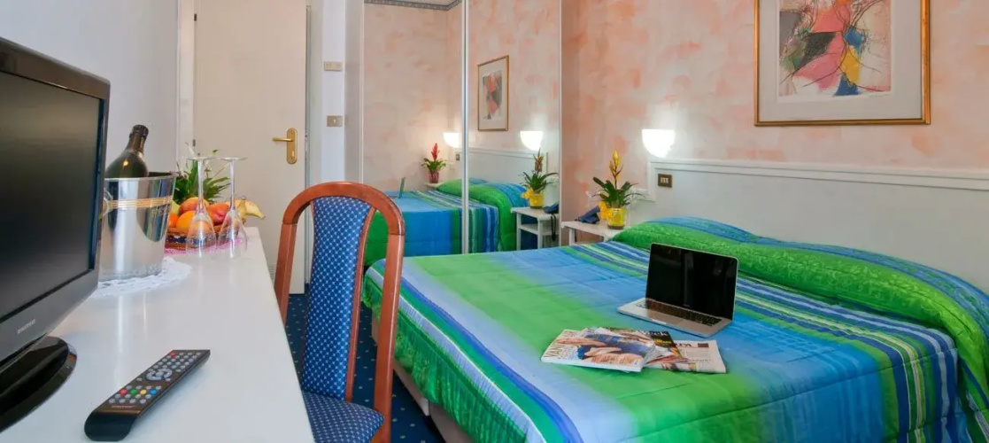 Hotel Sirius