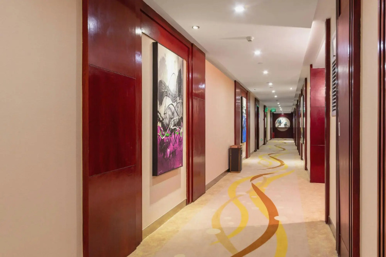 Haolong Hotel