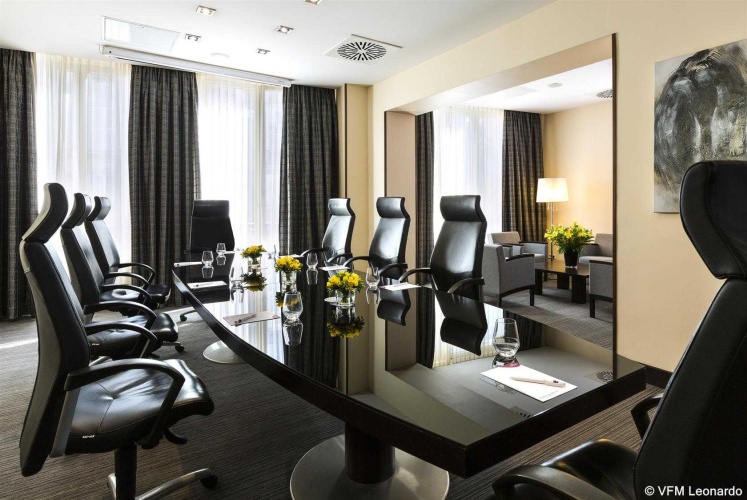 Crowne Plaza Paris Republique, an IHG Hotel