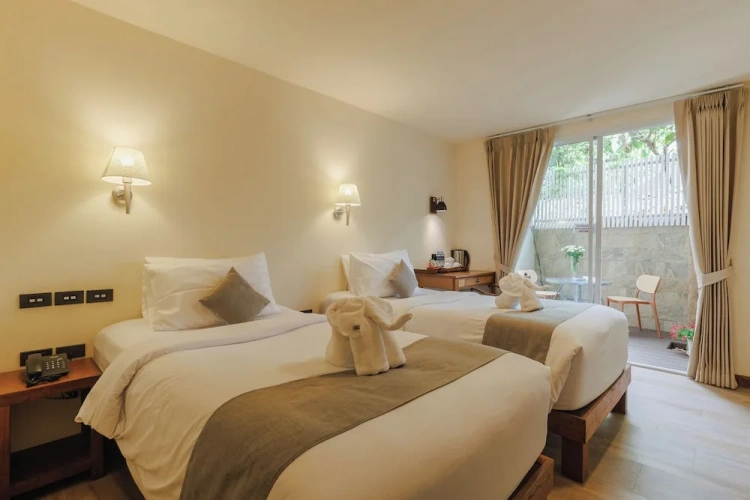 Deluxe Twin room with balcony