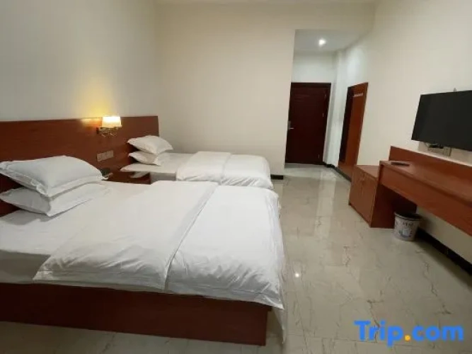 Deluxe Twin room with balcony