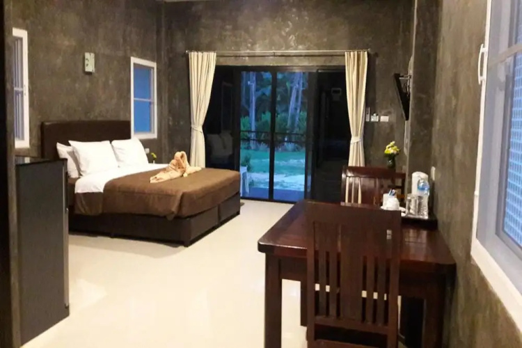 Layan Natural Bungalow
