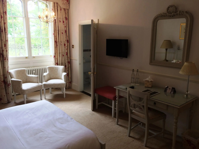 Weston Manor Hotel