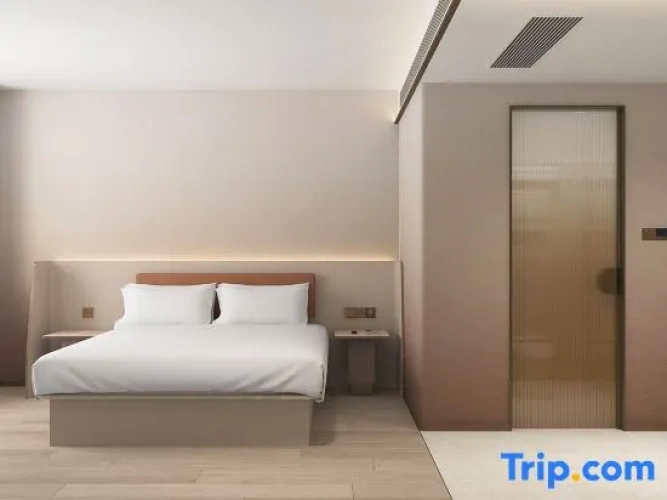 Standard Double room with view