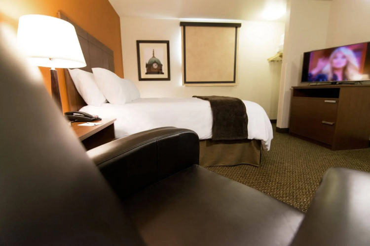 My Place Hotel - Ft. Pierre, SD