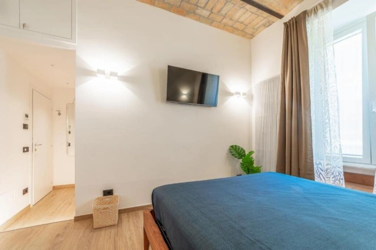 Classic Double room with city view