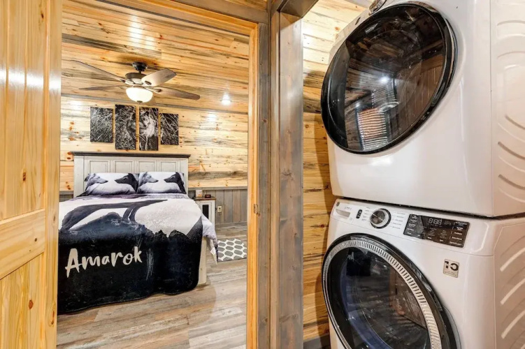 Pet-friendly Broken Bow Cabin Near Lukfata Creek!