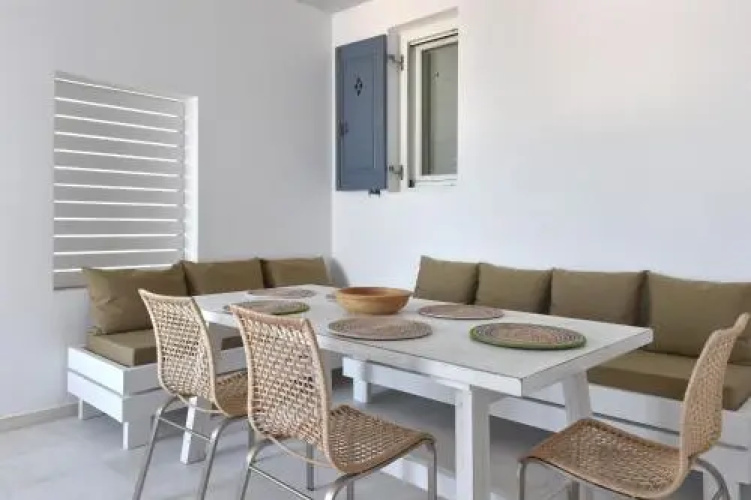 Armenistis Apartment 2