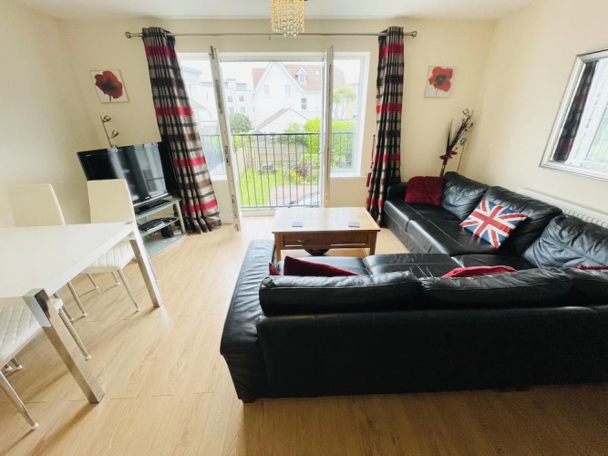 Flat 3 Seabreeze