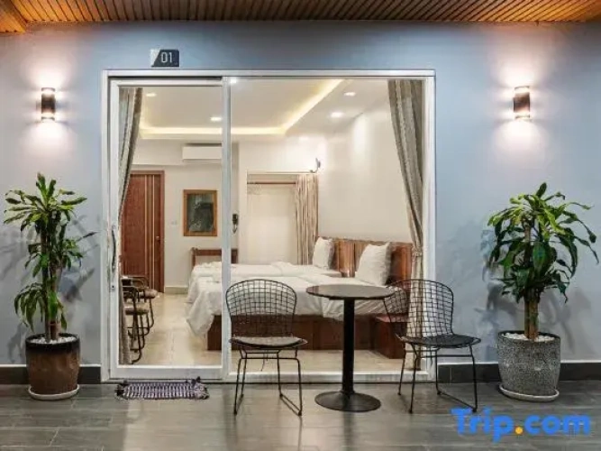 Deluxe Double room with pool view