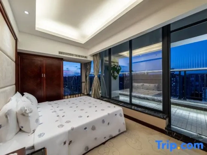 2 Bedrooms Suite with view