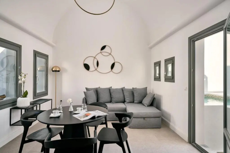 Alleys All-Suite Hotel & Spa