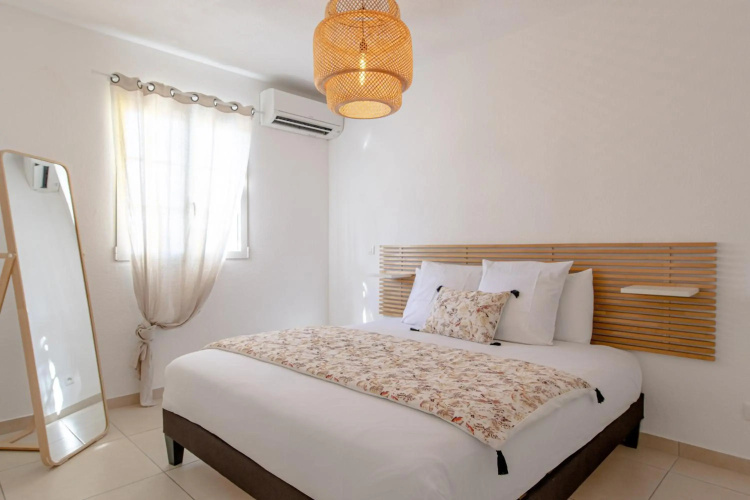 Orient Bay Beach Front Apartment