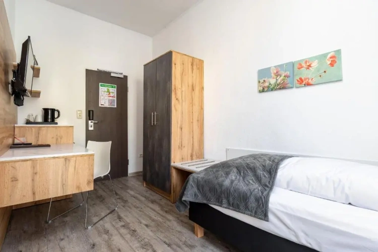 Standard Single room