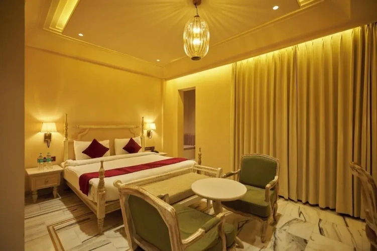 Superior room