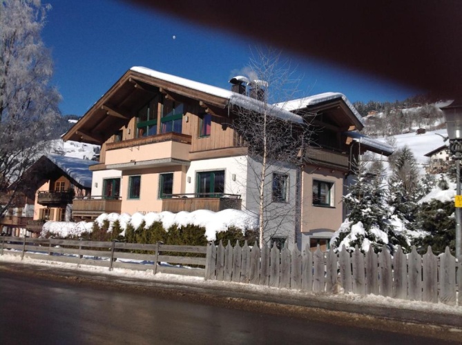 2 Bedrooms Double Apartment