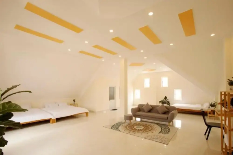 Calais Hotel Villa