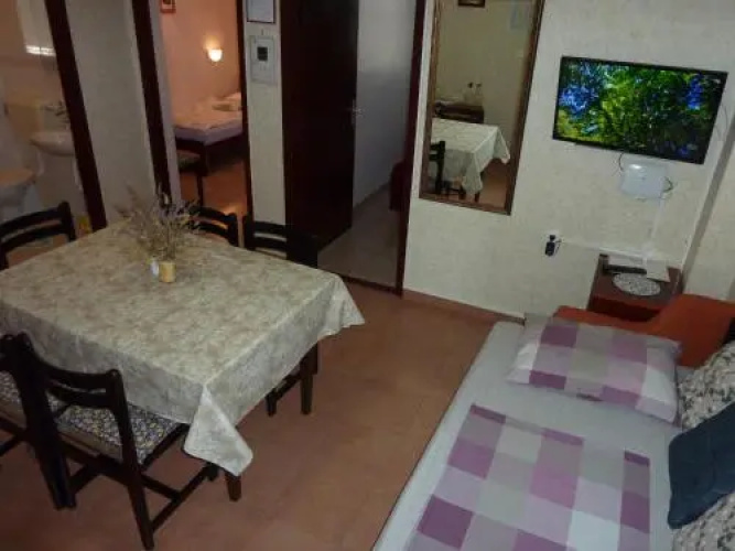 Apartments Zelena Ii