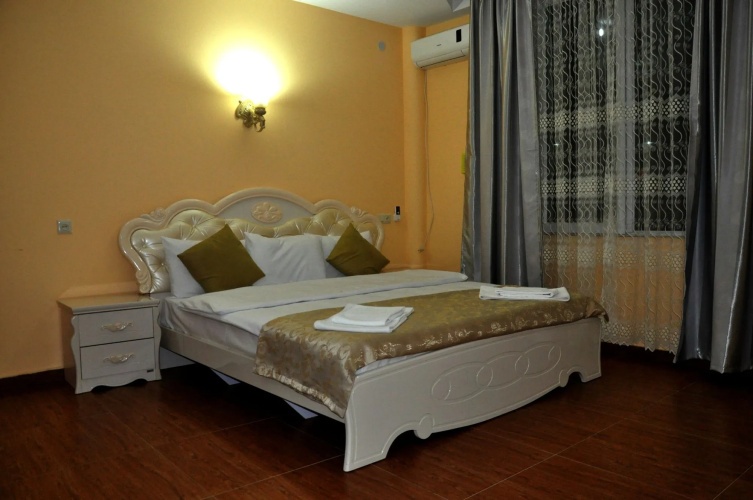 Hotel White Palace