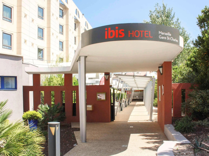 Ibis Marseille Centre Gare Saint Charles Over view