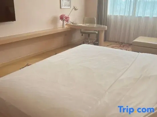 Deluxe Double Suite
