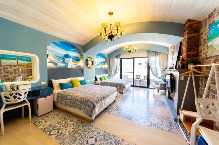 Standard Quadruple room with balcony