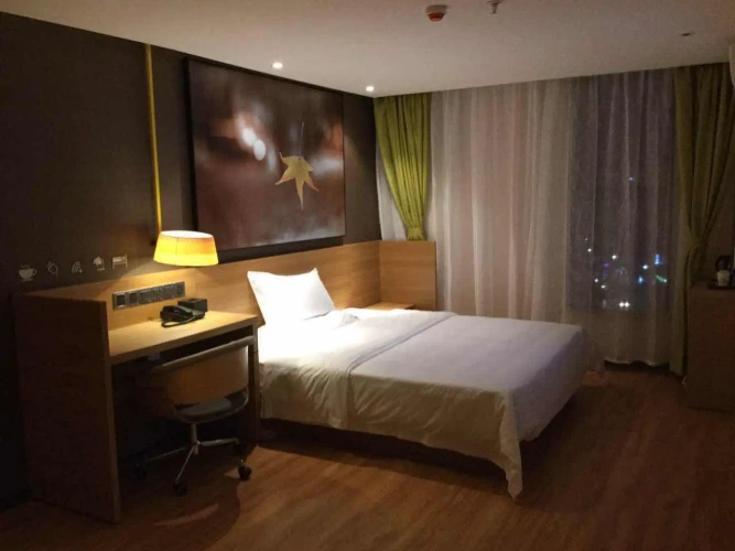 Economy room