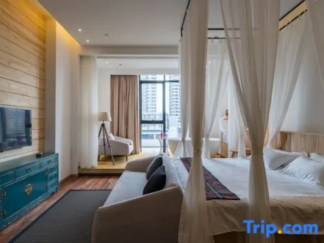 Deluxe Double room with garden view