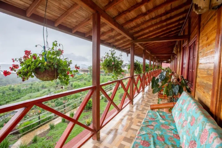 Standard Double room with mountain view