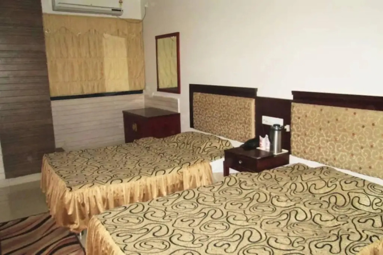 Hotel Grand Amba