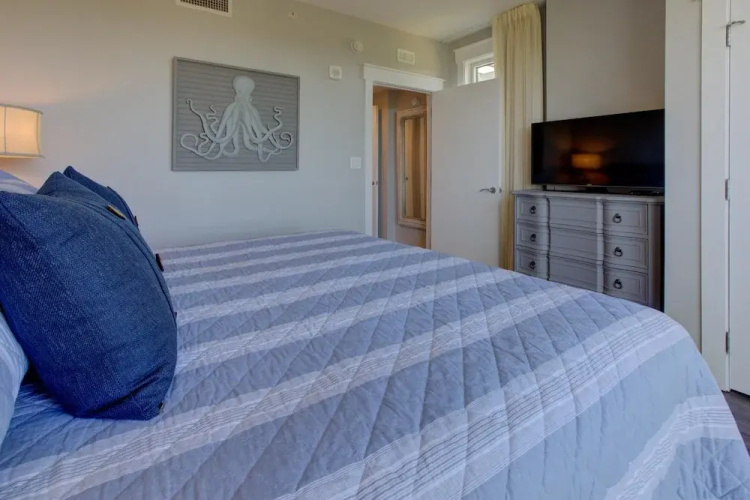 Elation 5722 - flr7 - 1BR 1BA - (4)