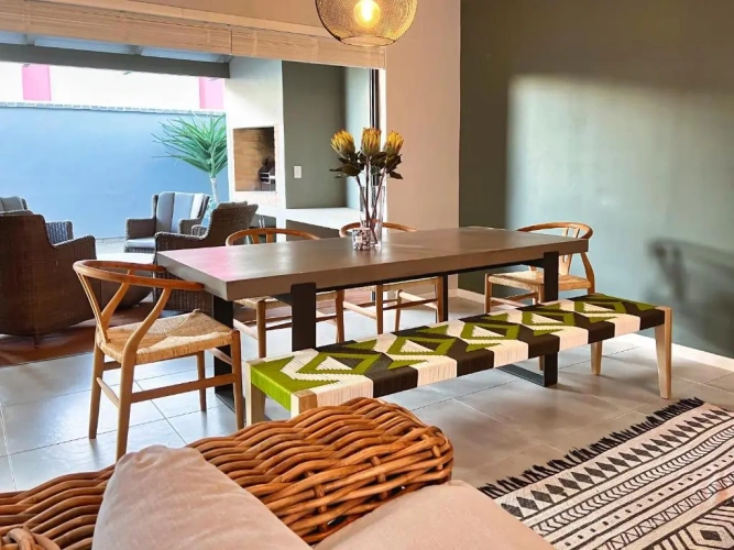 3 Bedrooms Cottage