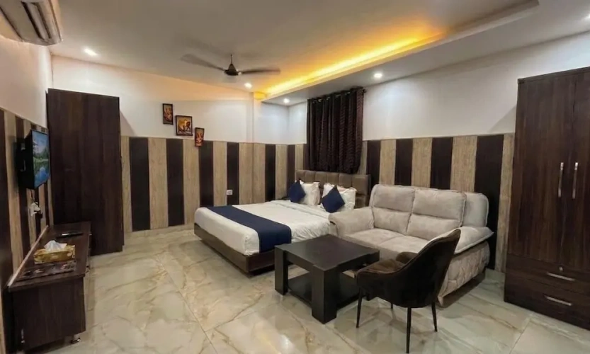 Luxury Suite