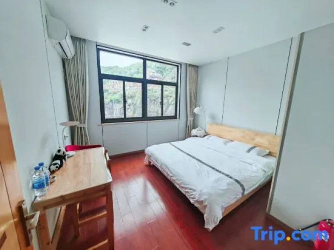 5 Bedrooms Suite with sea view