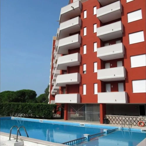 1 Bedroom Apartment with balcony