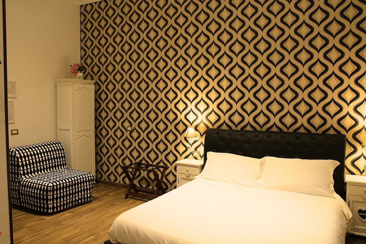 Roman Royal Rooms