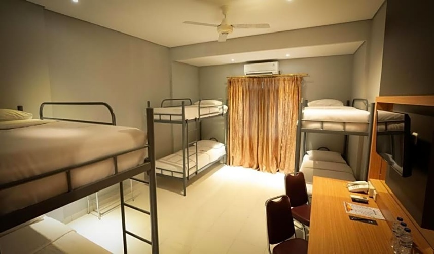 Bed in Dorm (male dorm)