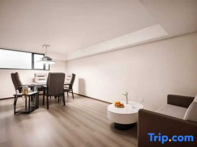 Hong Kong Garden Hotel