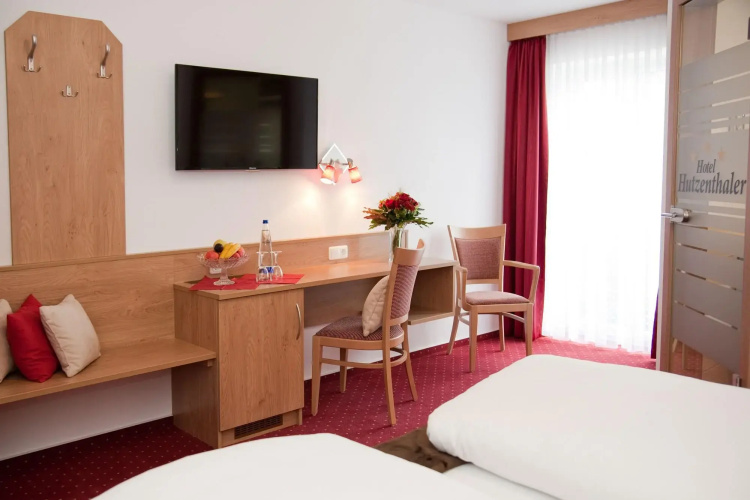 Landhotel Hutzenthaler