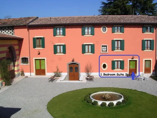 1 Bedroom Suite