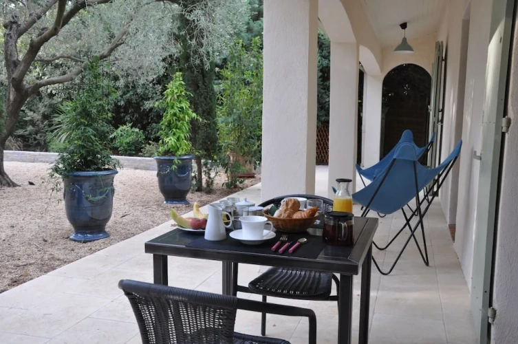 Deluxe Double room with courtyard view