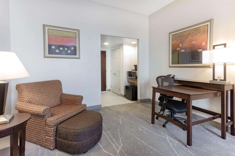 Wingate by Wyndham Tinley Park photo 7