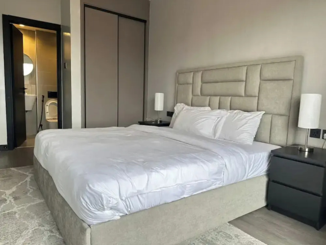 Escada Apartments