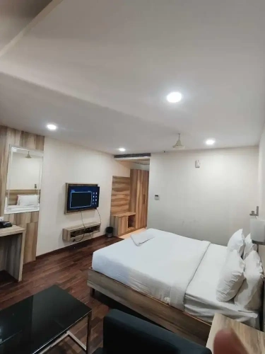 Economy Double room with city view