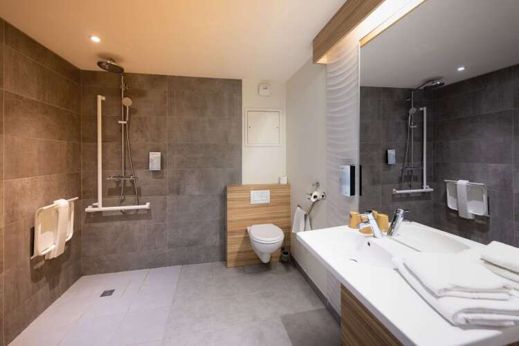 Campanile Limoges Centre - GareOver view